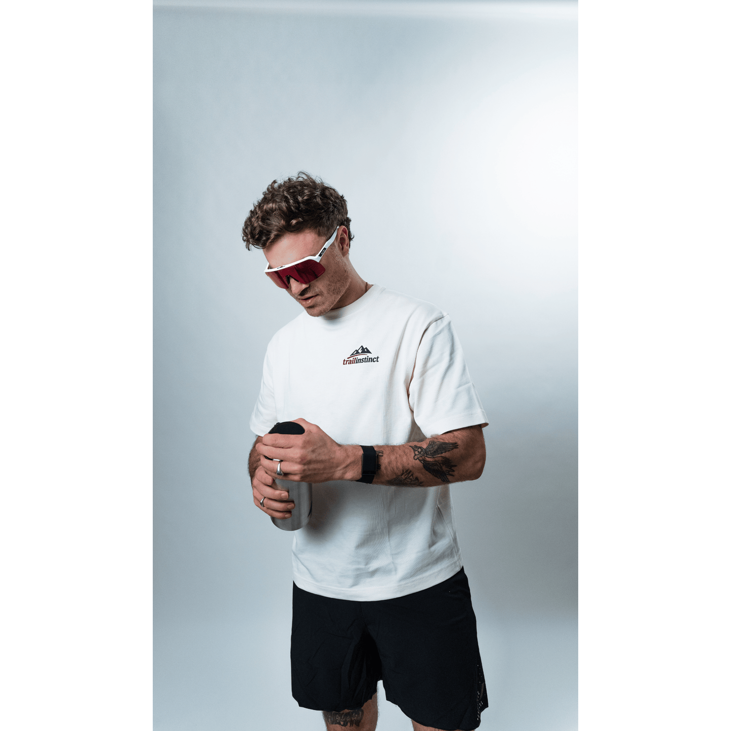 signature front tee cream