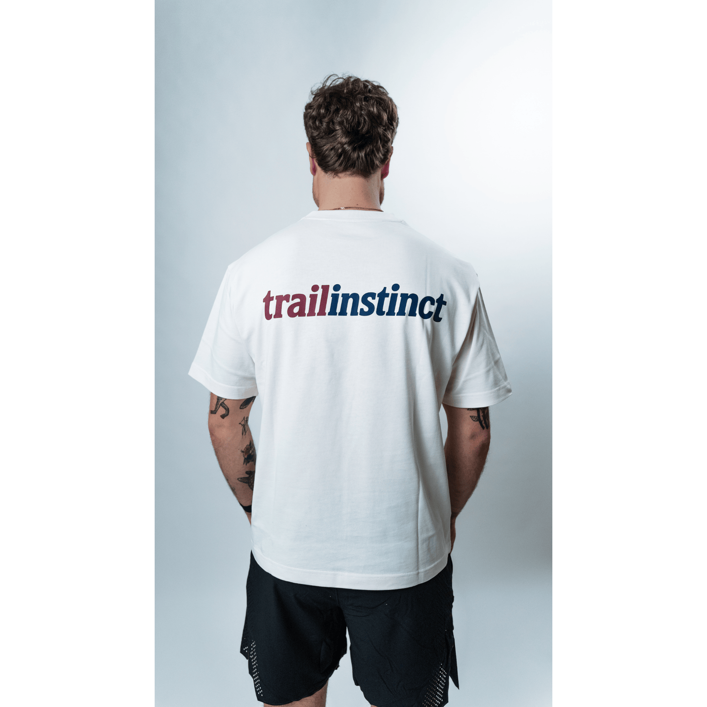 signature front tee cream