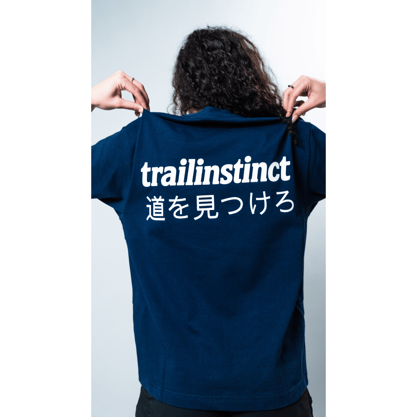 signature front tee JP blue