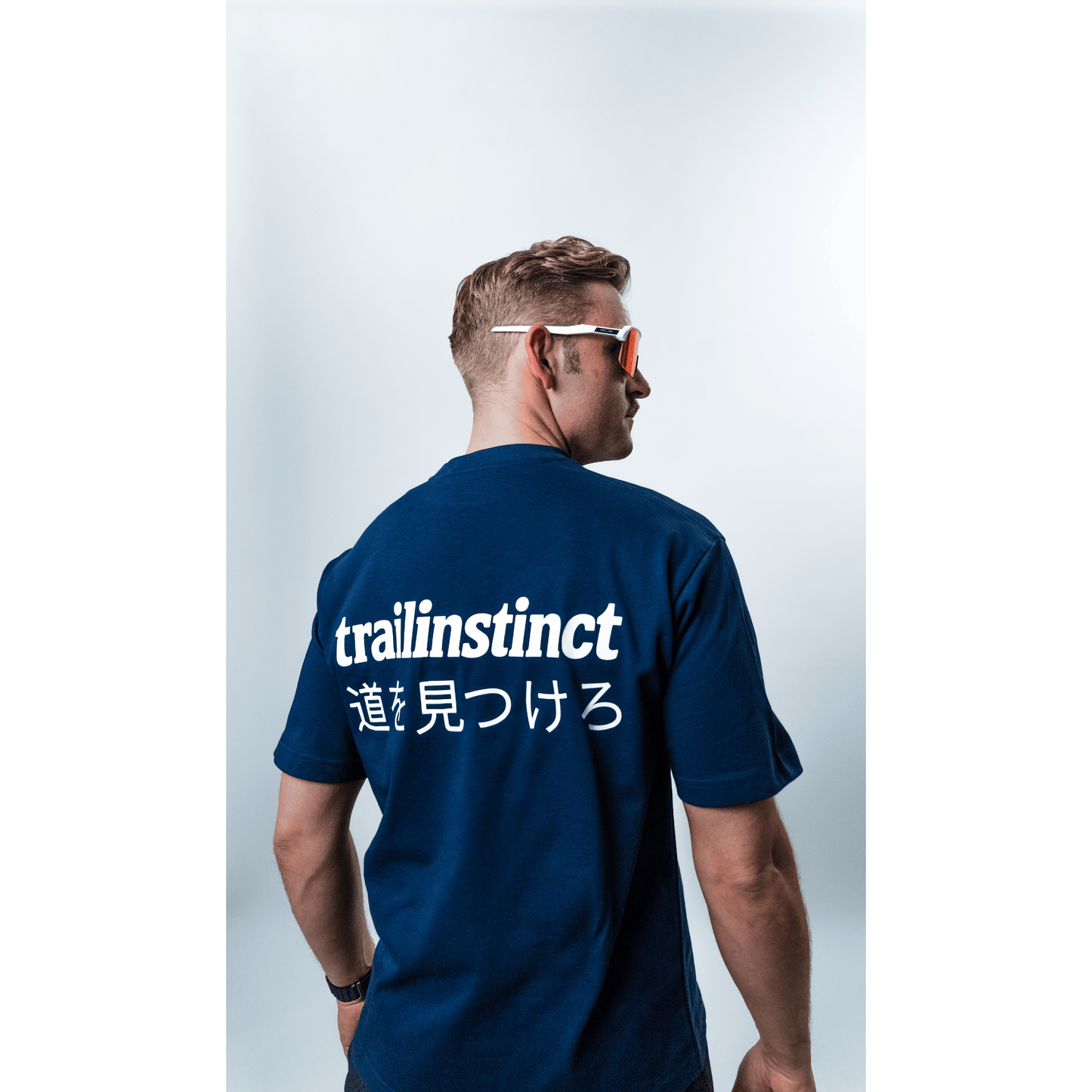 signature front tee JP blue