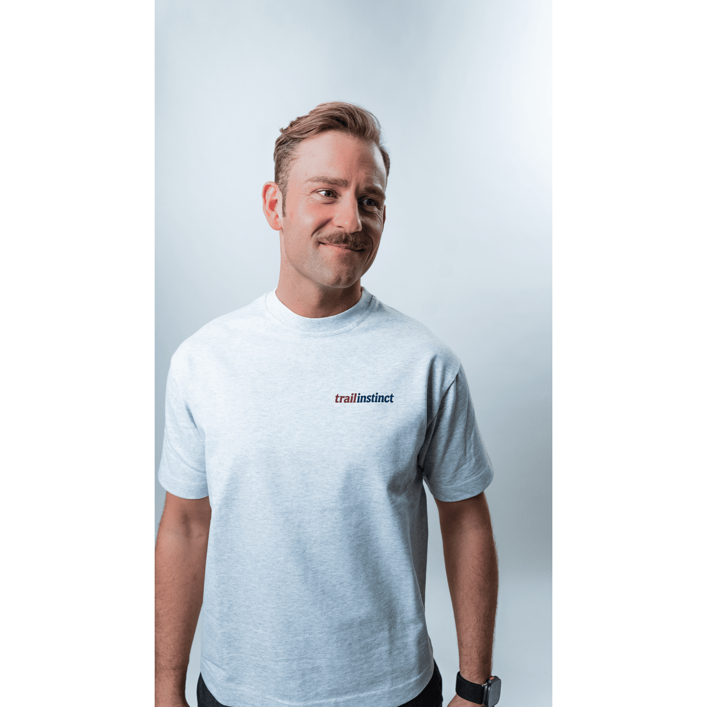 signature back tee grey