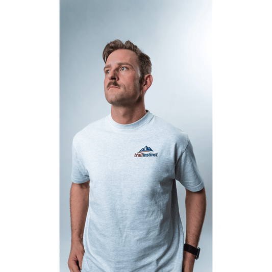 signature front tee grey