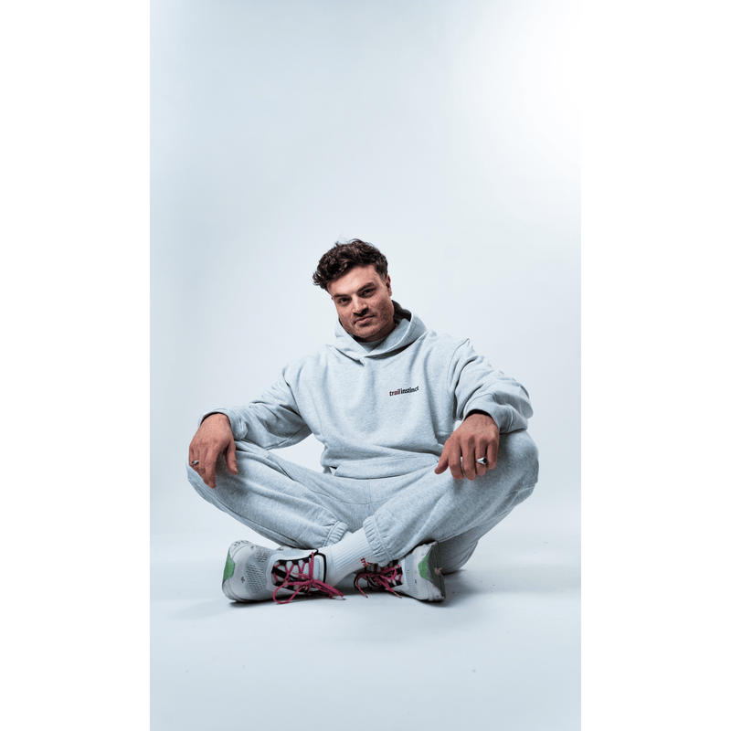 signature sweater grey