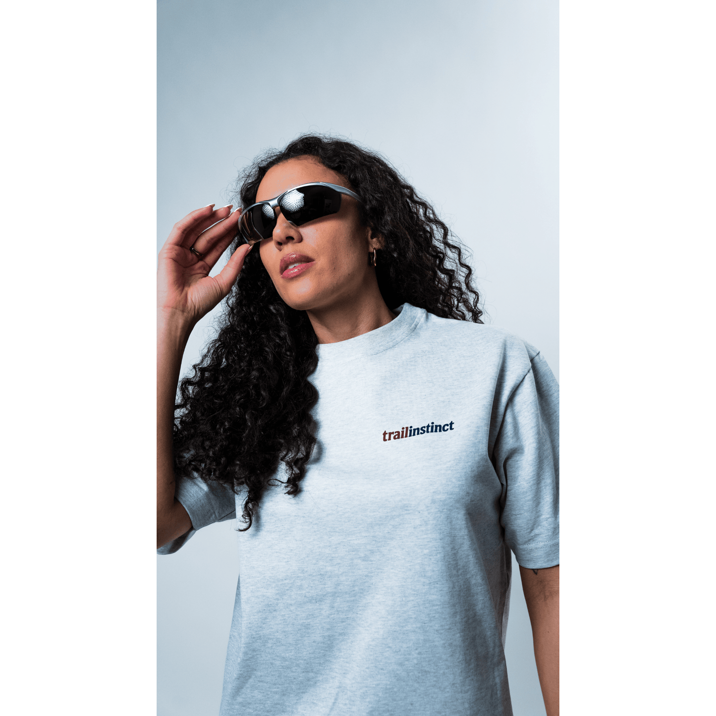 signature back tee grey